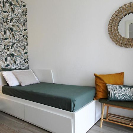 Appartement La Casa Di Cele à Desenzano del Garda Extérieur photo
