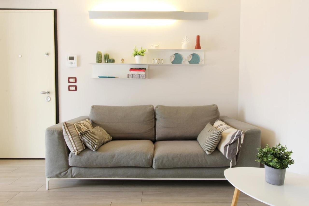 Appartement La Casa Di Cele à Desenzano del Garda Extérieur photo