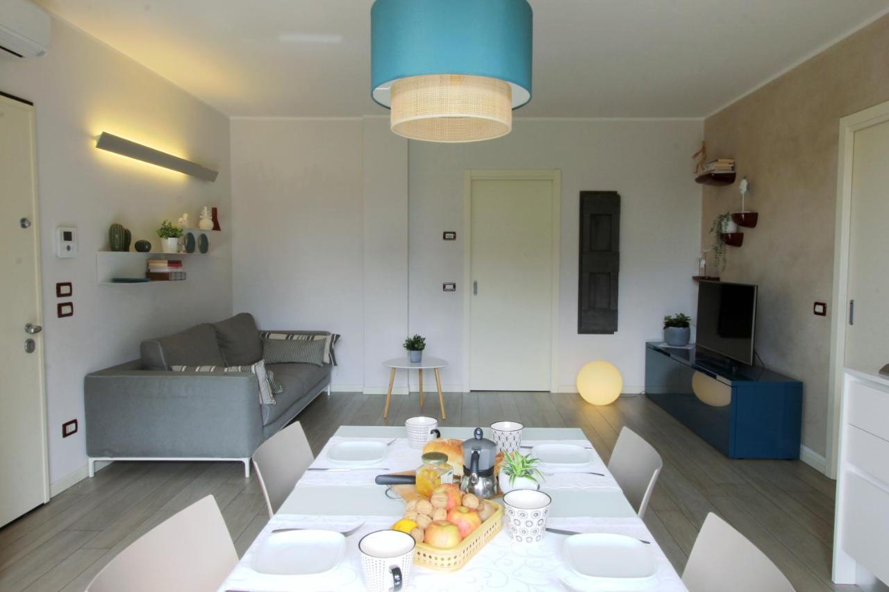 Appartement La Casa Di Cele à Desenzano del Garda Extérieur photo